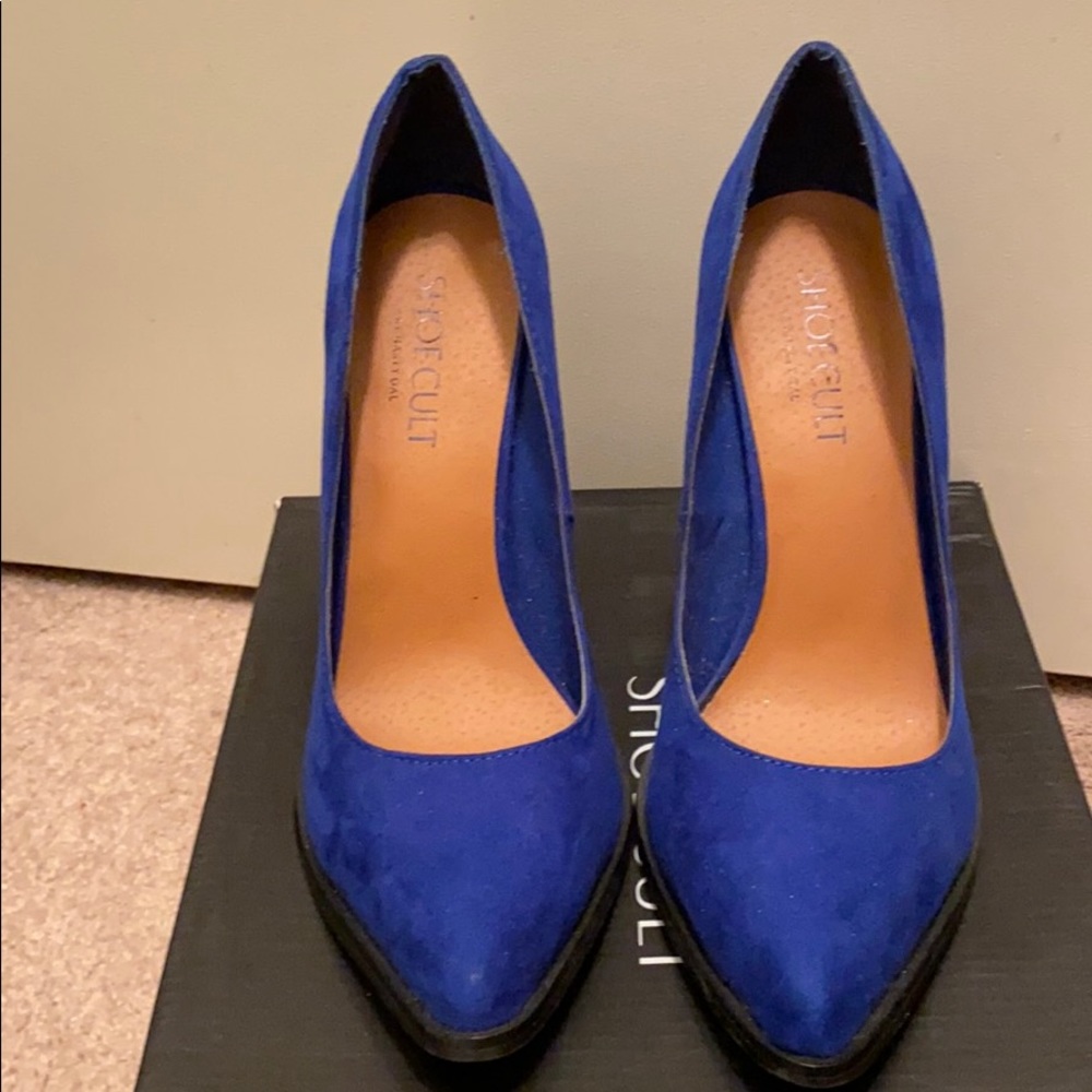 Shoe cult blue pump